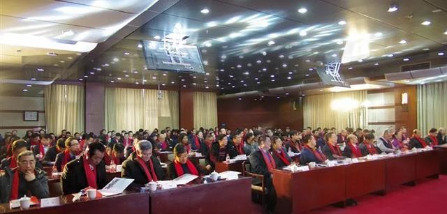 中國生態(tài)農(nóng)業(yè)產(chǎn)業(yè)技術(shù)創(chuàng)新戰(zhàn)略聯(lián)盟生態(tài)豬產(chǎn)業(yè)專家委員會首次峰會暨北京資源億家集團2019年年會在國家教育行政學(xué)院勝利召開