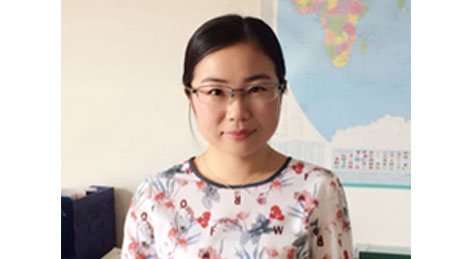 于艷--東北農業大學  碩士
現任:動保技術部研發員,從不浪費時間和身邊的資源,虛心向各位老師討教知識,在企業高新認定、GMP驗收工作中做出了重大的貢獻。