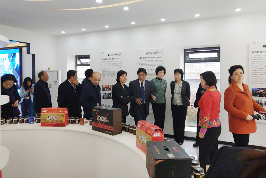 C:\Users\Administrator\Desktop\905.jpg C:\Users\Administrator\Desktop\905.jpg